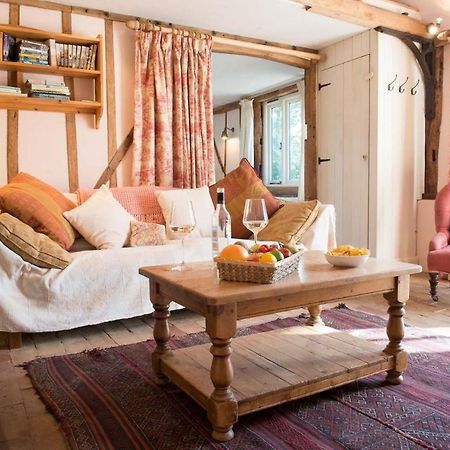 Bromans Barn A Beautiful Cottage By The Sea And Cudmore Nature Reserve West Mersea Εξωτερικό φωτογραφία